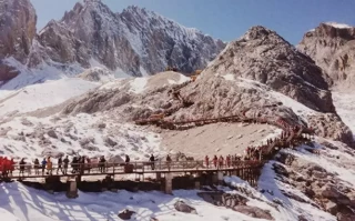 泸沽湖与玉龙雪山：揭秘你下一个旅行梦想之地央视主持宝晓峰：读错一个字却救活一个贫困县，现又登事业新高峰